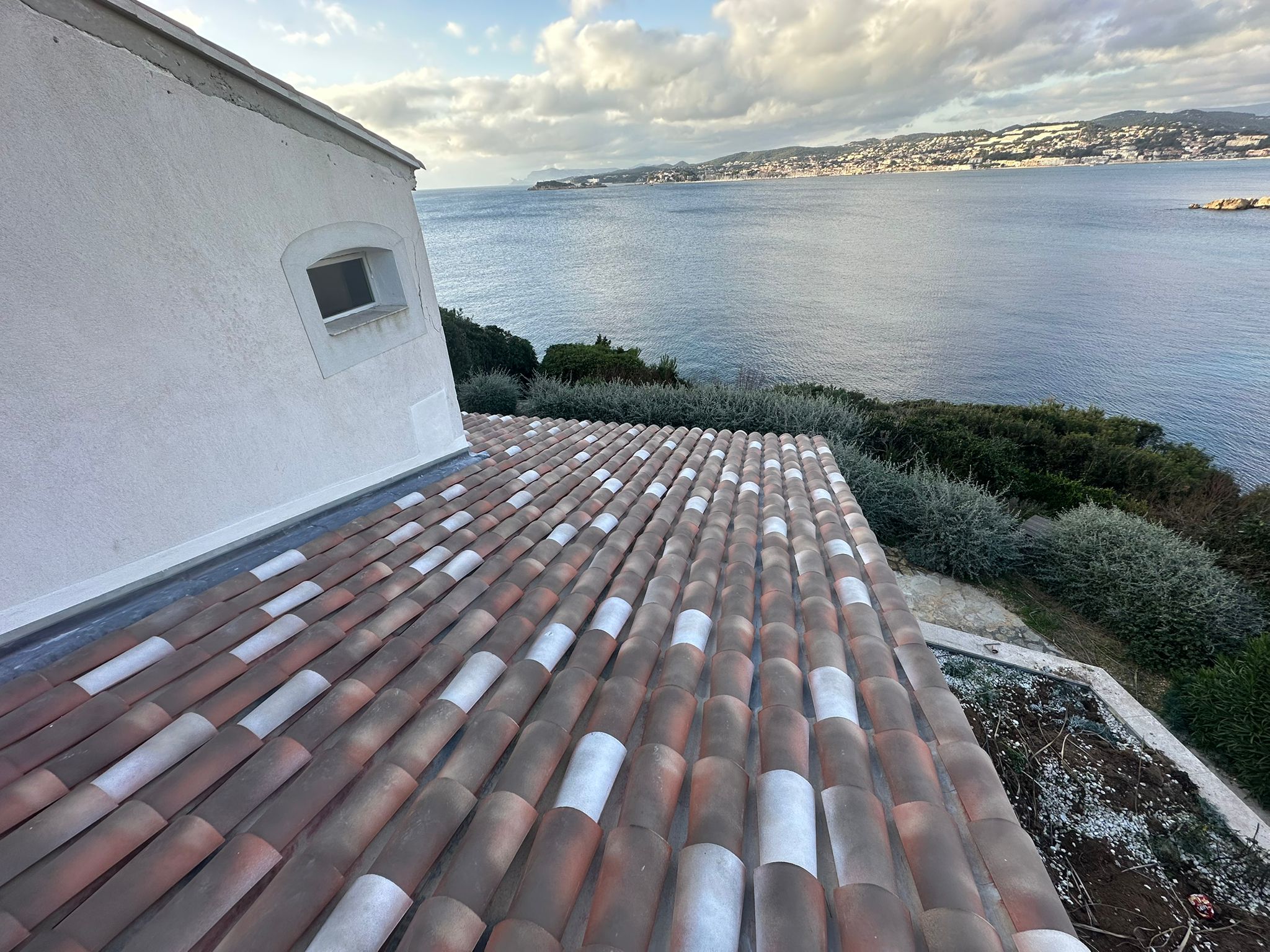Couverture — pose et rénovation de toiture en tuiles